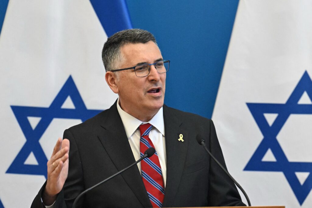 Gideon Sa’ar Slams EU Sanctions as “Political” in Escalating Israel-Europe Dispute